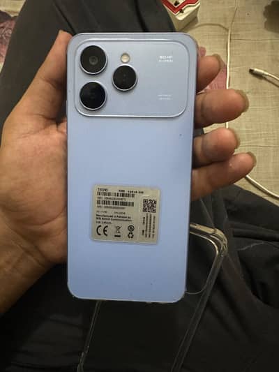 Tecno spark 40