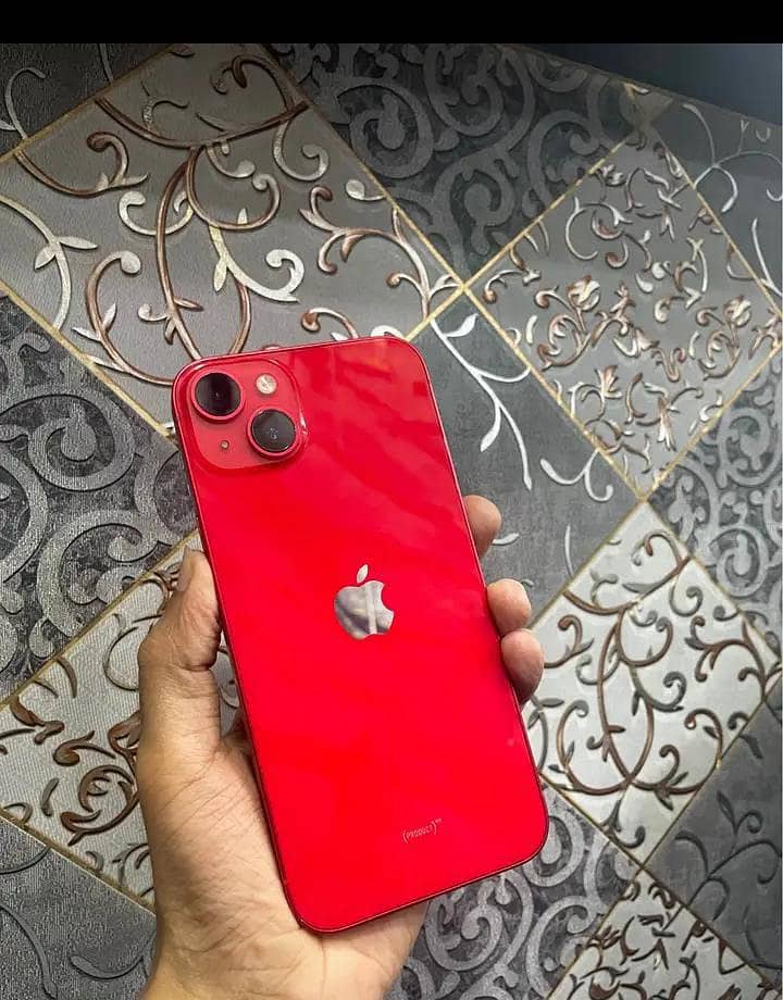Apple iPhone 14 4