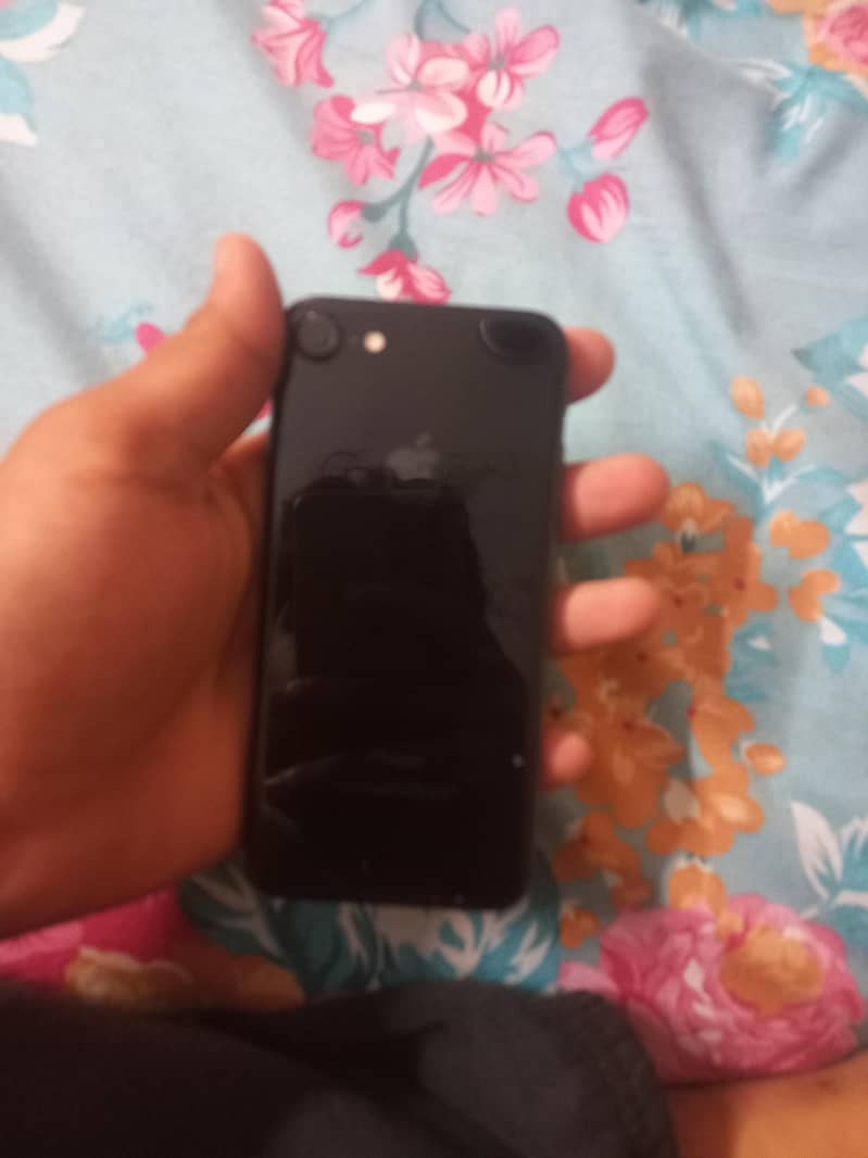IPHONE 7 1