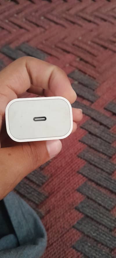 iPhone original adaptor