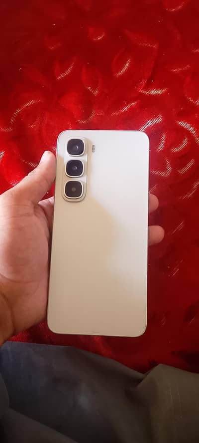 Infinix Hot 60i