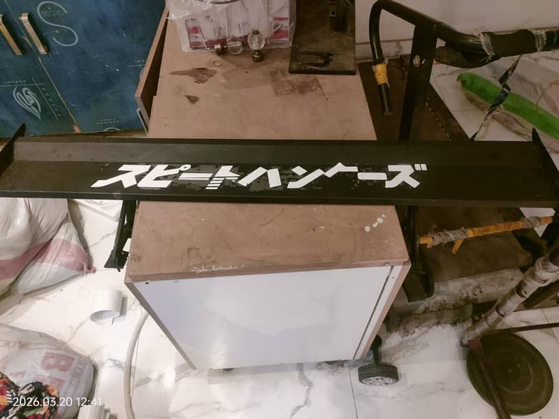 car spoiler 2
