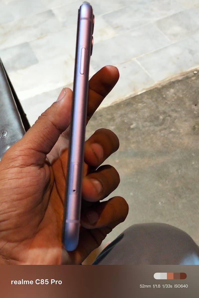 Apple iPhone 11 2