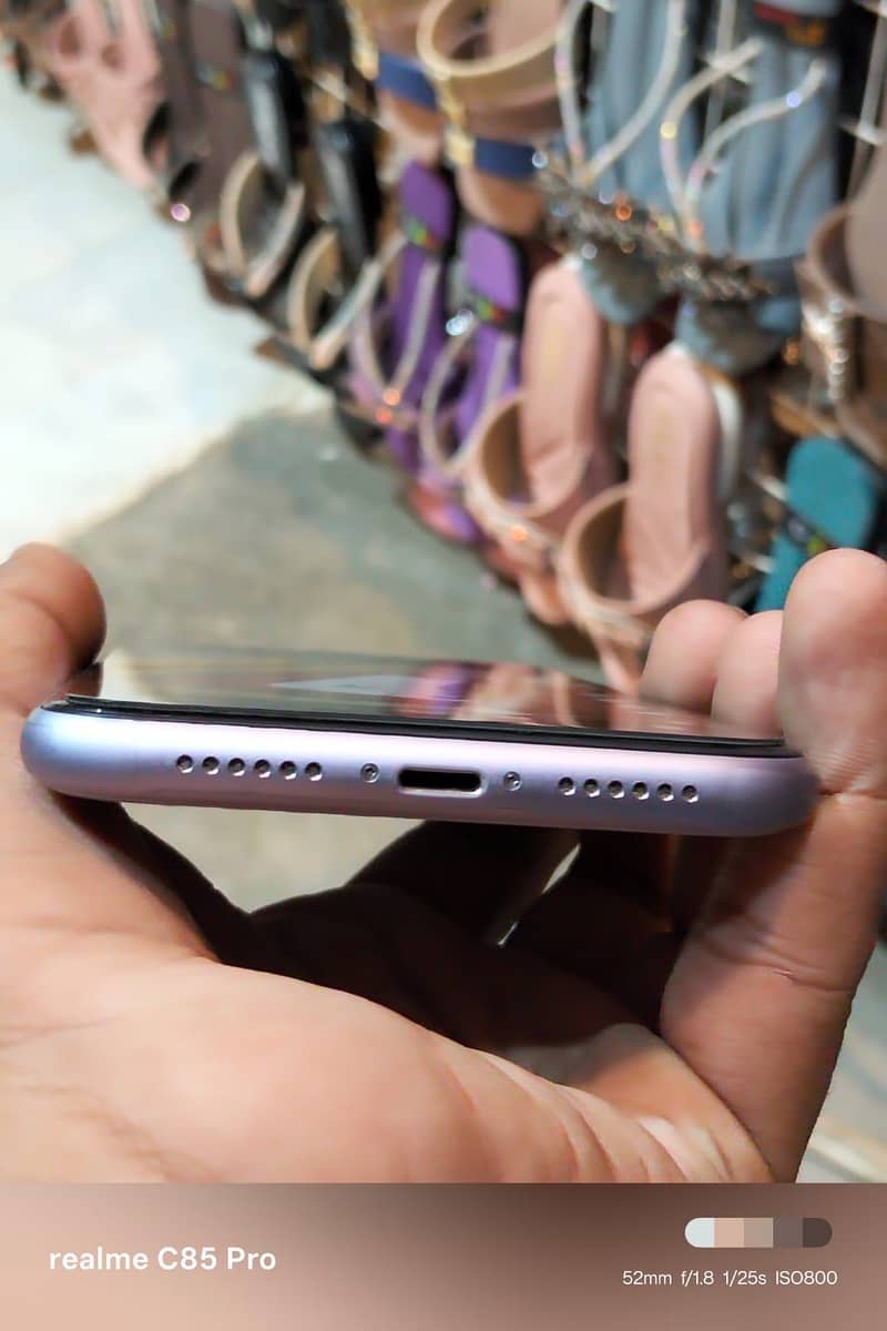 Apple iPhone 11 5