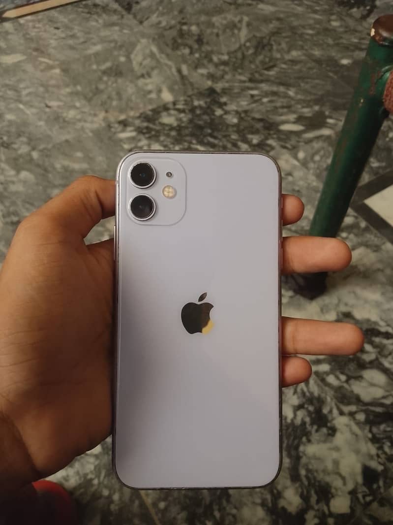 Apple iPhone 11 2