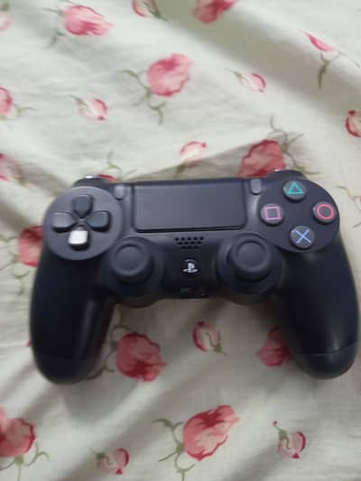selling new ps4 controller