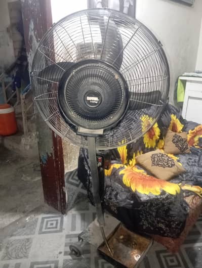 podestal fan