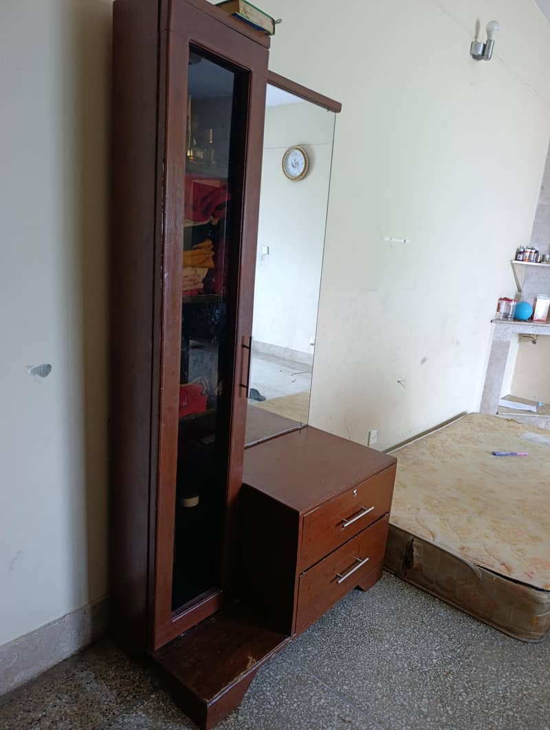 Dressing Table 3
