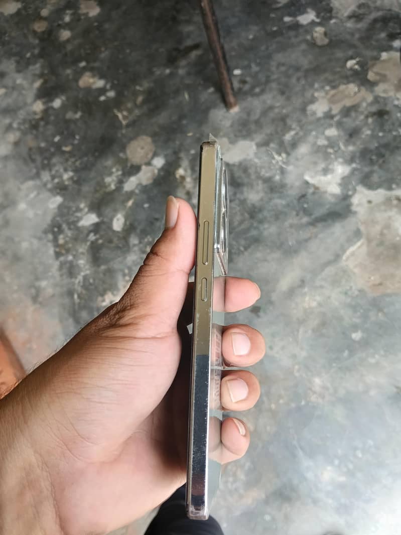 Infinix Note 40 1