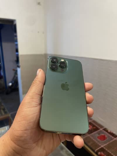 Apple iPhone 13 Pro
