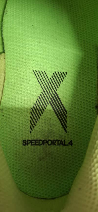 Adidas foot ball shoes Speed portal 4