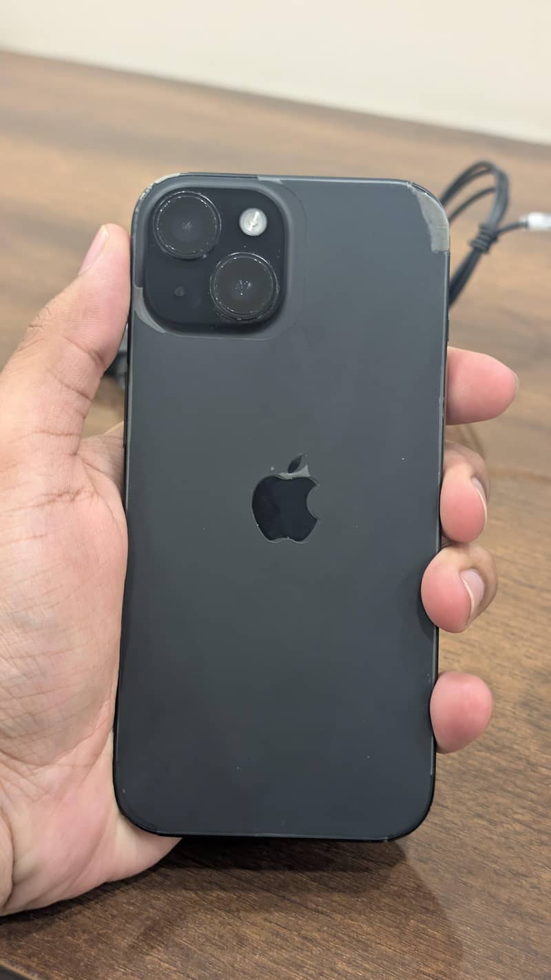 Apple iPhone 15 4