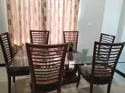 Dinning table with 6 chairs
