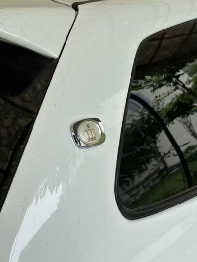 Toyota crown original amblem or logo