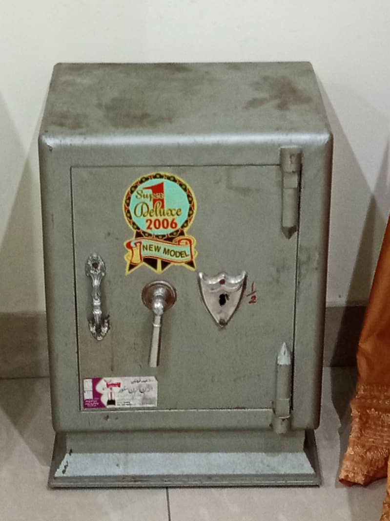 Single door safe locker 0