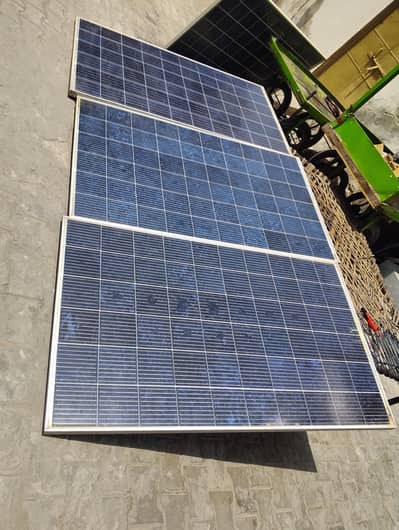 3 Solar Panels for sale 5500 each, 200 to 260 Watt and 35 Volts