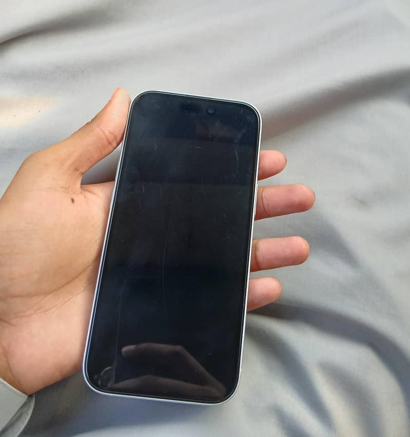 Apple iPhone 15 1