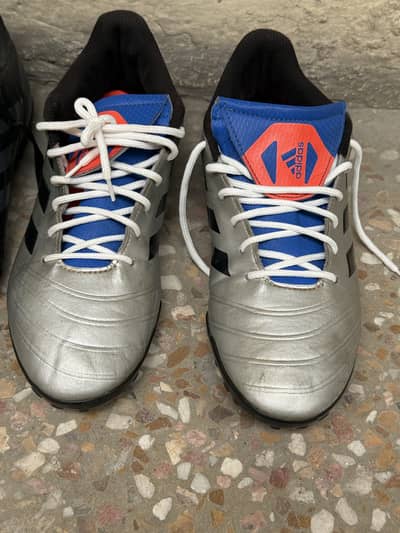 Used original football shoes size Uk 7/8