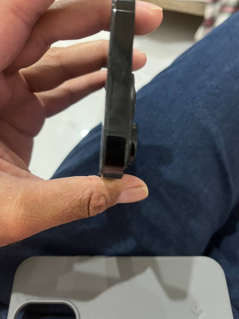 Apple iPhone 14 Pro 3