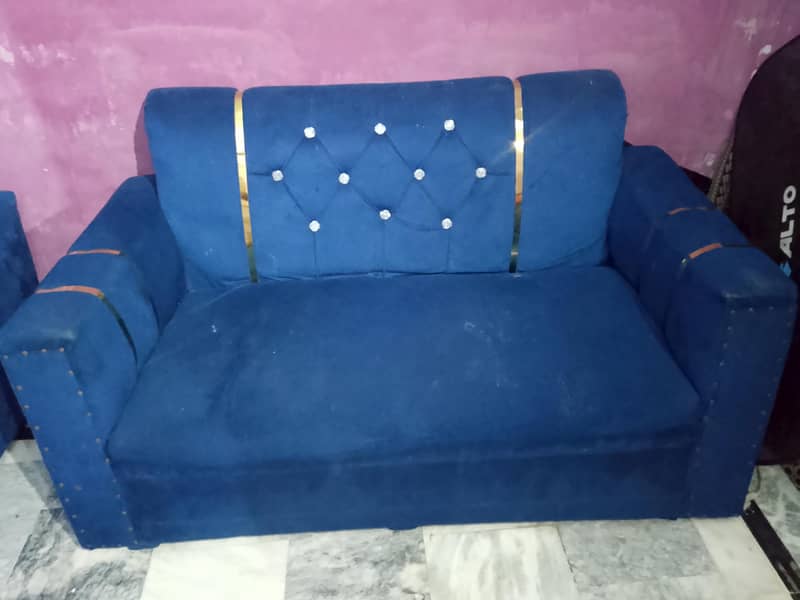 sofa sat 2