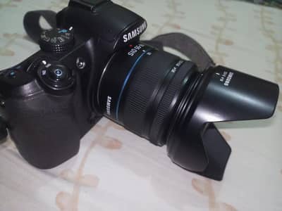 SAMSUNG CAMERA NX11
