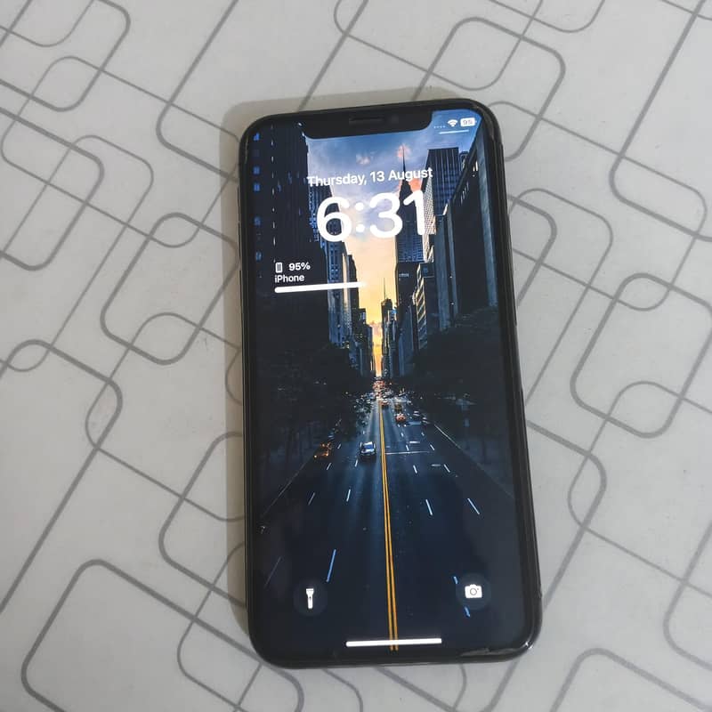 Apple iPhone X 1