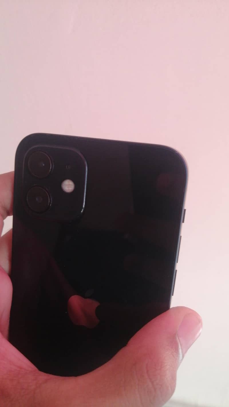 Apple iPhone 12 2