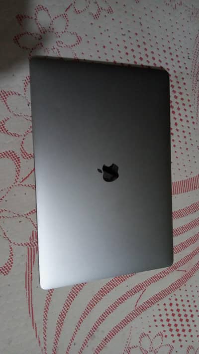 MACBOOK PRO 2019 16"