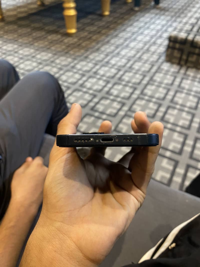 Apple iPhone 14 0