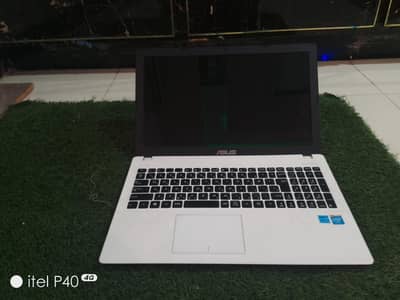Asus laptop 10 by 10 condition