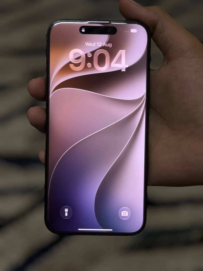 Apple iPhone 15 Pro Max 1