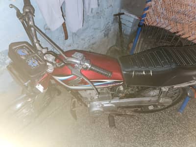 Honda 125 Model 2015,with Biomatric. Mokay pr name krwa kr dain gay.