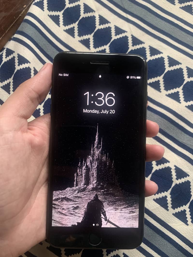 Apple iPhone 7 Plus 5