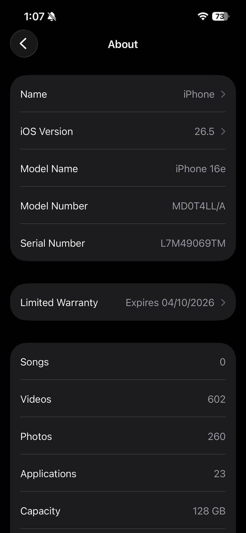 Apple iPhone 16e 7