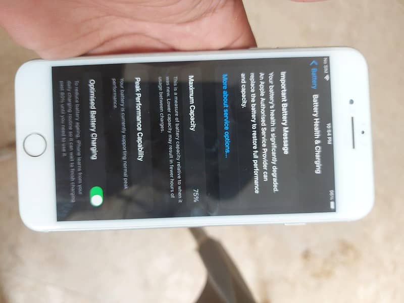 Apple iPhone 8 Plus 3