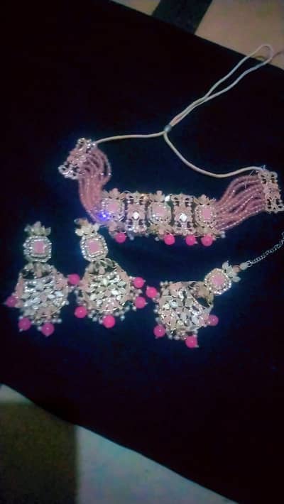 artificial jewelry