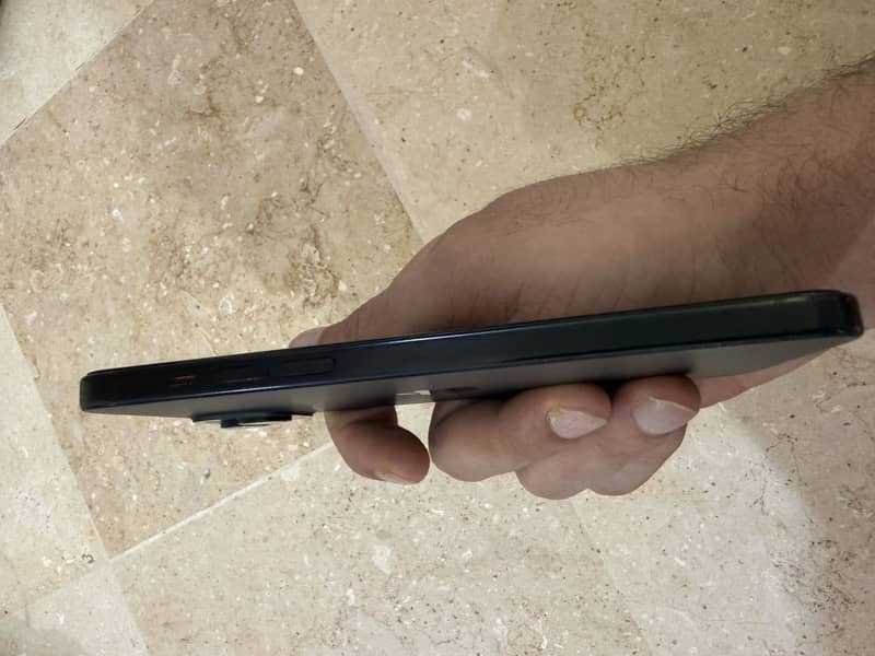 Apple iPhone 15 plus 2