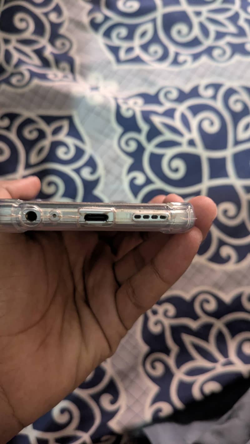 Vivo V21 2