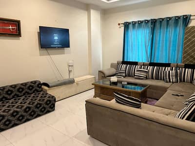 Rom full furnished apartments safe and scour 100%coupe allow