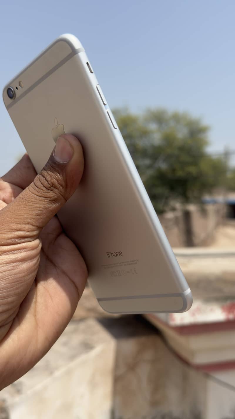 iPhone 6 Plus 5