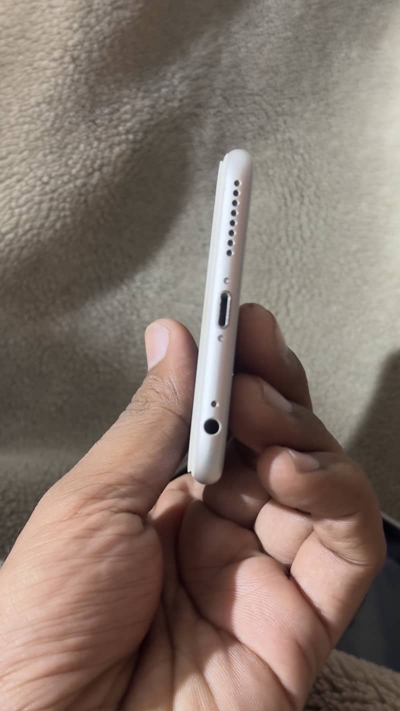 iPhone 6 Plus 13