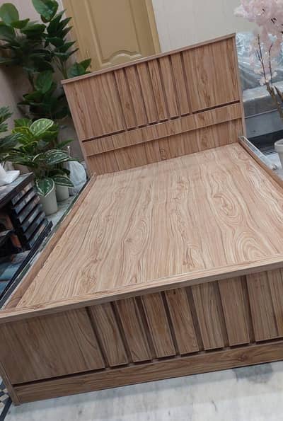 single bed scratchless new condition never used scratchless condition