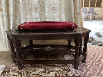 luxury tables good wood 2 small size 1 large size tables resnible rate