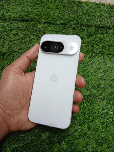 Google Pixel 9 12Gb 128Gb (Google Tensor 4 chipset ) 4700 Mah 10/10