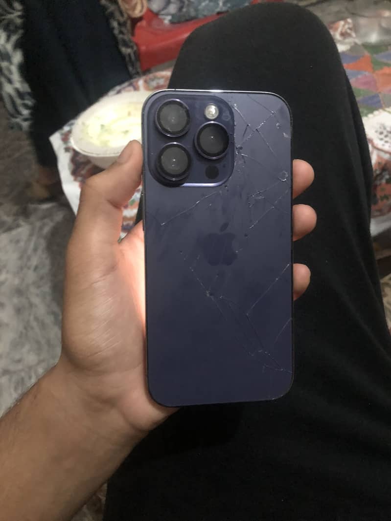 iPhone 14 Pro 5