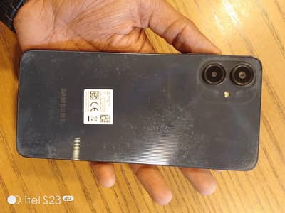 Samsung Mobile A06. . . 4/64