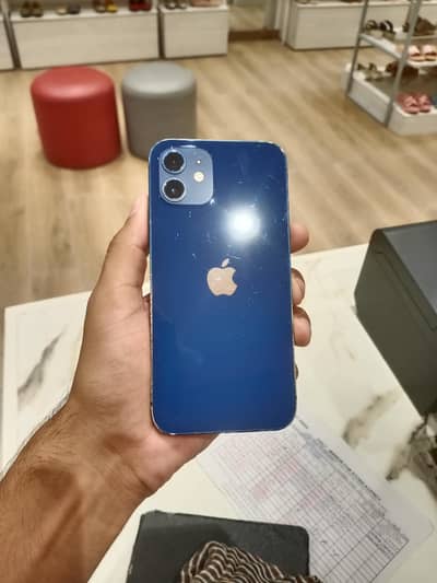 Apple iPhone 12