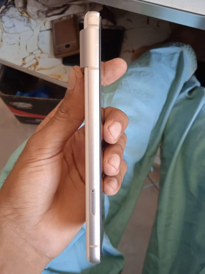 Google pixel 8 6
