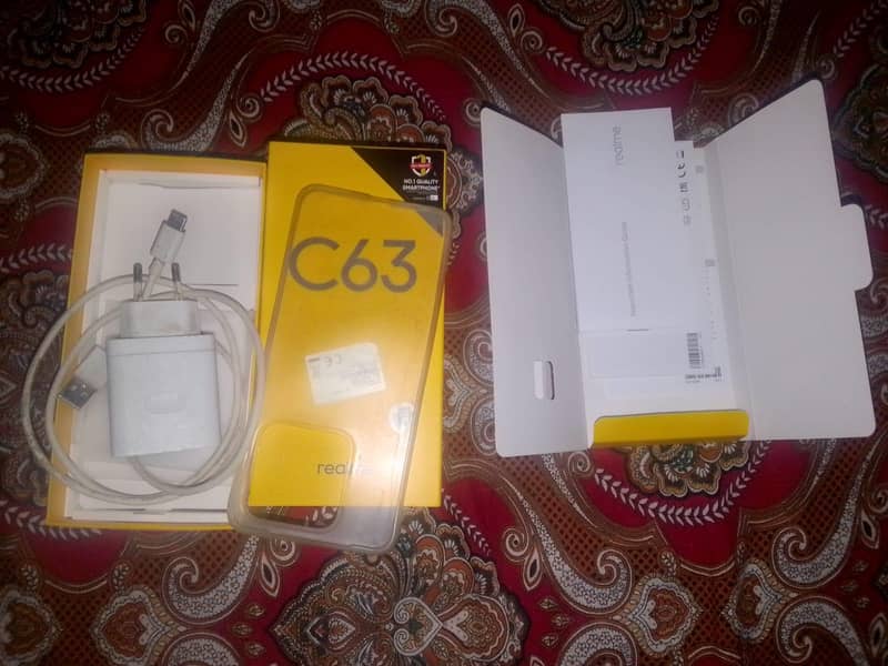 Realme C63 4