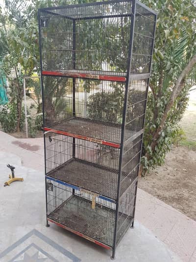 4 portion bird cage available